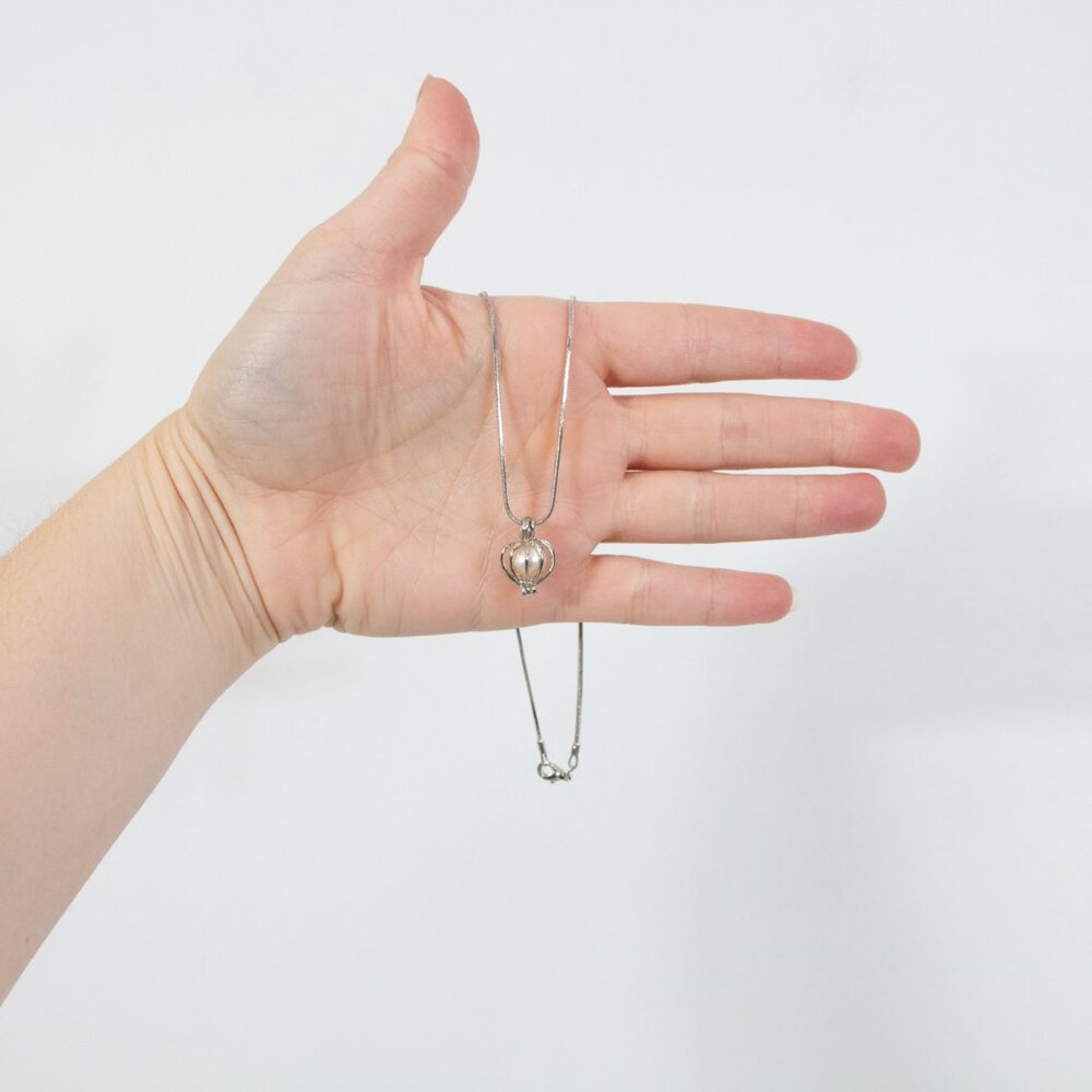 *Silver Necklace with Pearl Charm